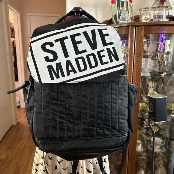 Steve Madden | Bags | Steve Madden Black And White Large  display picture 3